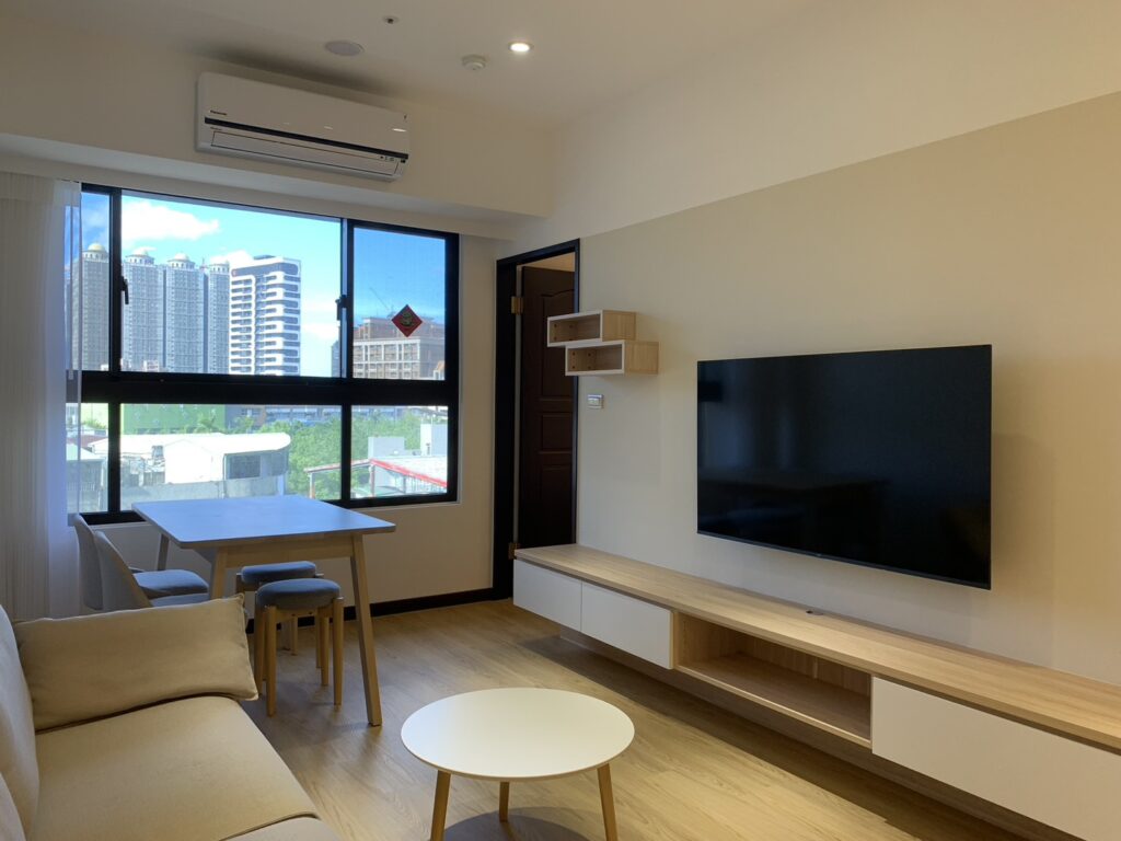 新板艾麗電梯2房車_新板特區蘇建豪