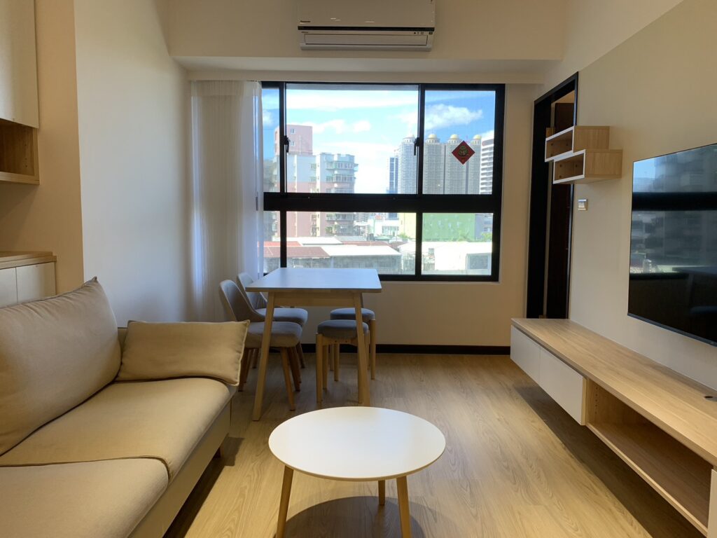 新板艾麗電梯2房車_新板特區蘇建豪